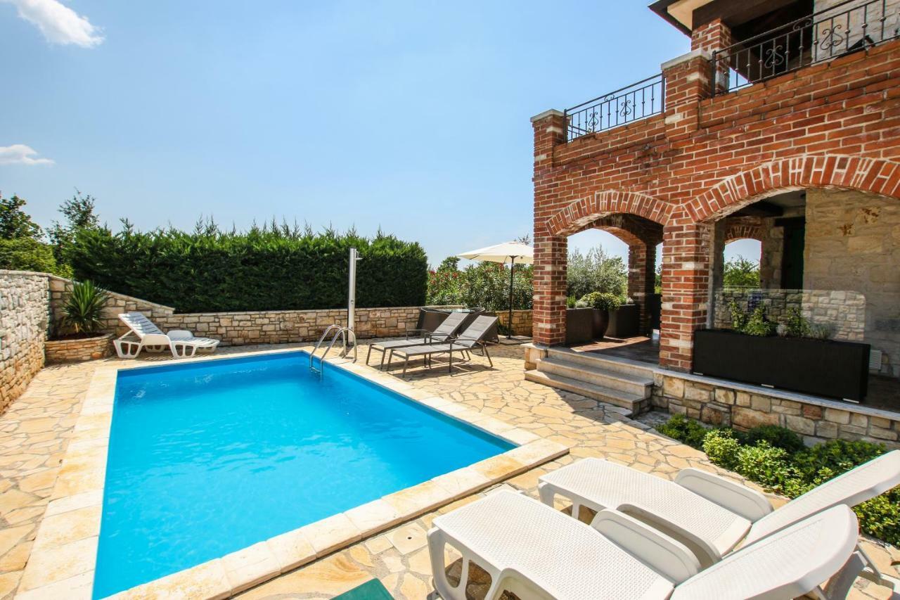 Villa Istriana Jakob With Pool Tar-Vabriga المظهر الخارجي الصورة